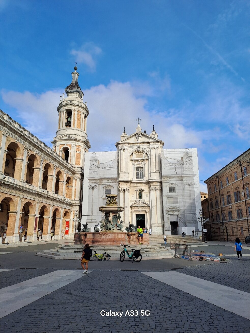 西罗洛酒店-官方