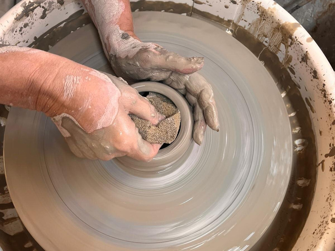 Creative Pottery by Lee Waterman-Bamford必去景点