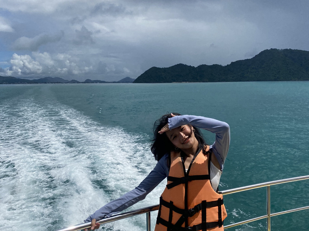 Discover Catamaran - Day Tours-他朗必去景点