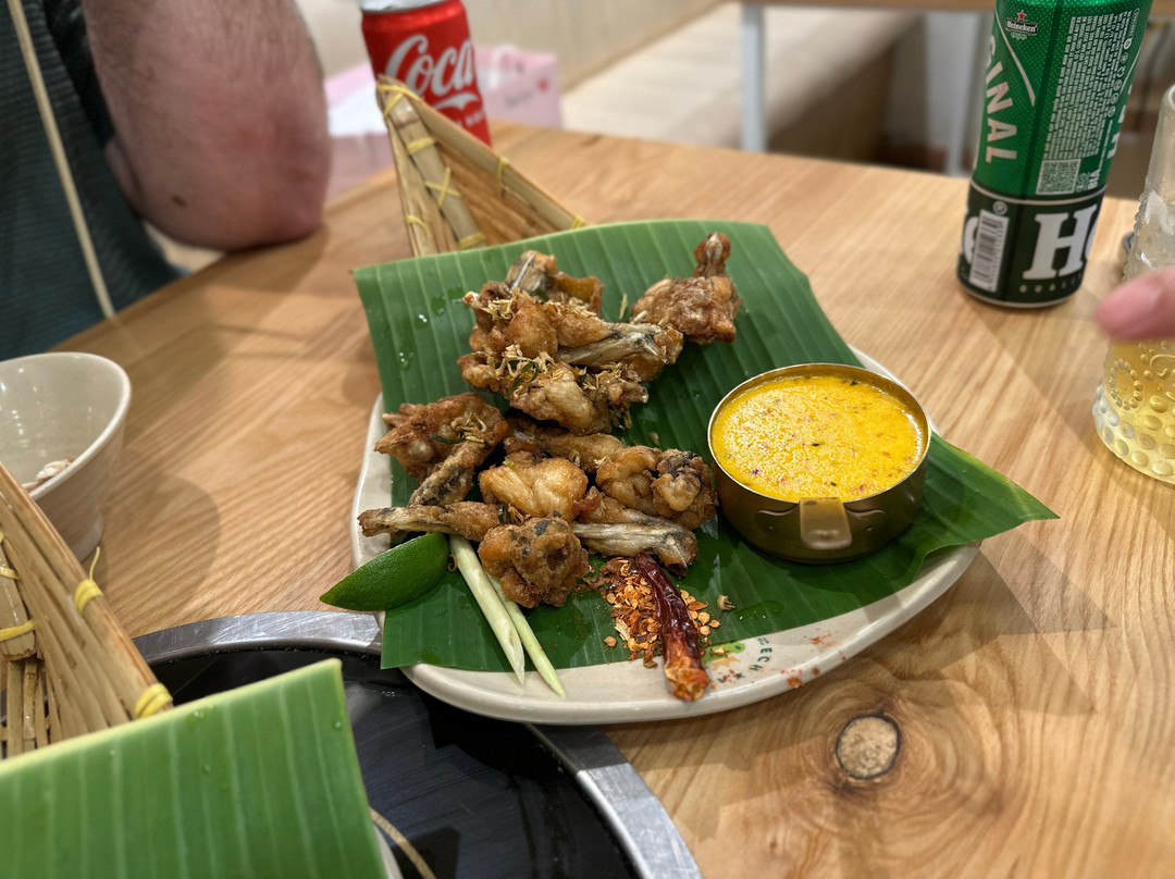 Ech Xanh Restaurant - Ho Xuan Huong