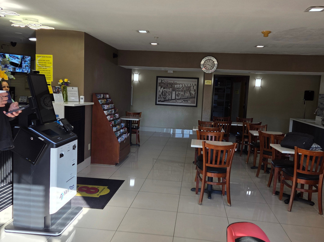 Super 8 by Wyndham Eddyville/Kuttawa主图