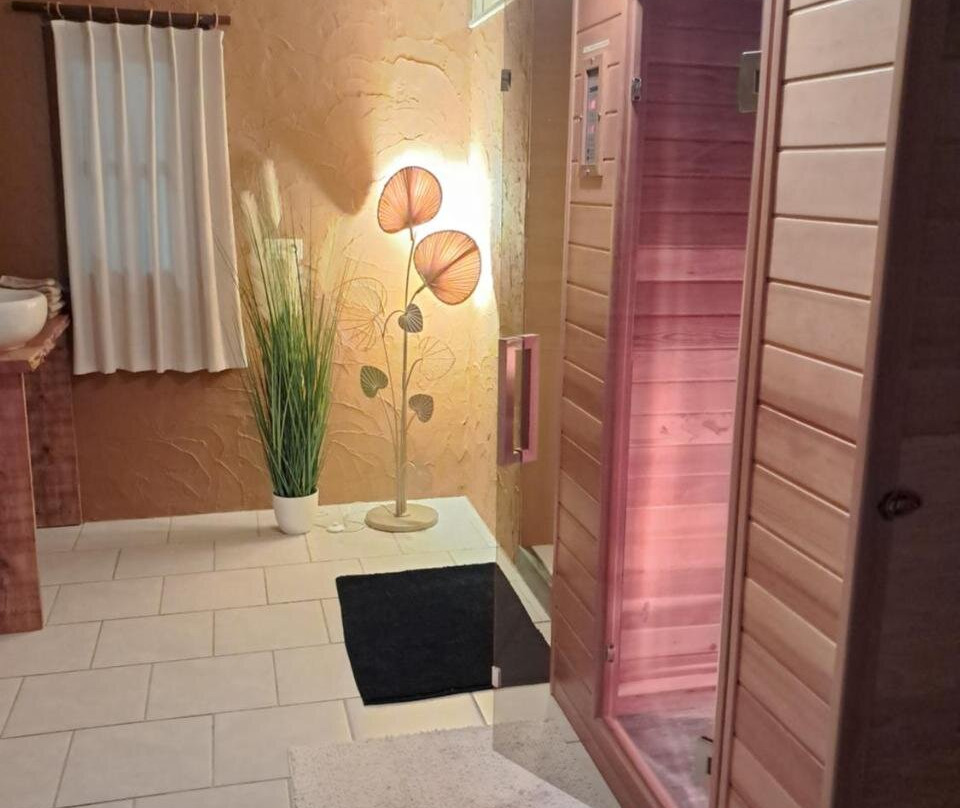 Houffalize酒店住宿-De Patuljak