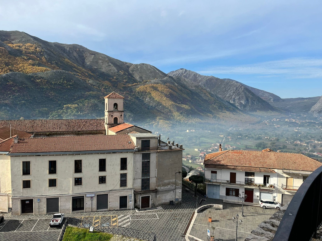 Castello Macchiaroli-Teggiano必去景点
