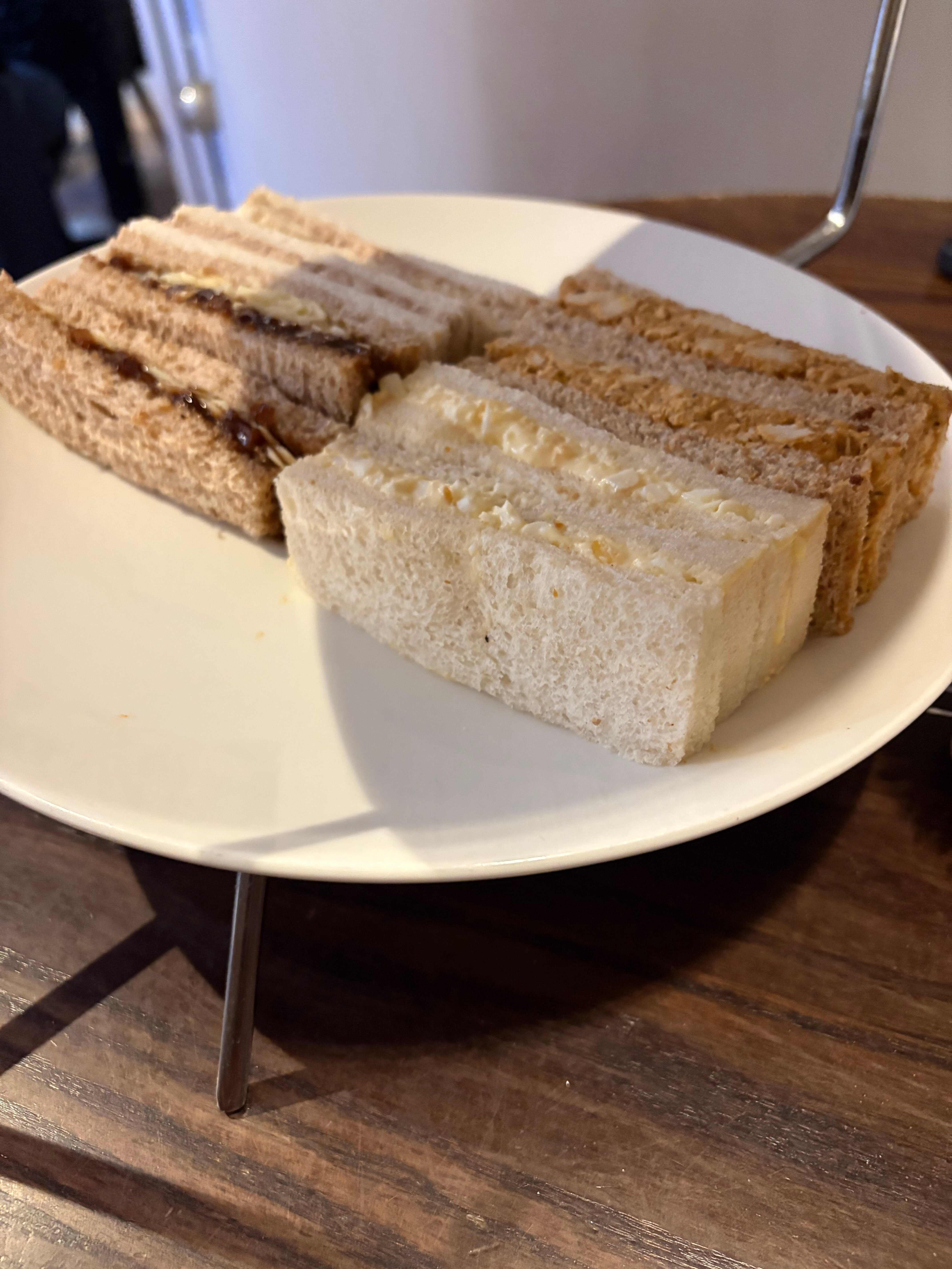 Glenskirlie House and Castle-官方