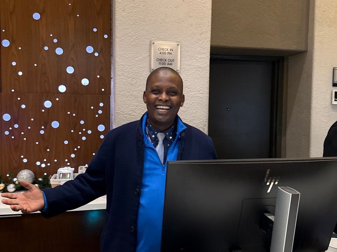 Embassy Suites by Hilton Los Angeles Downey主图