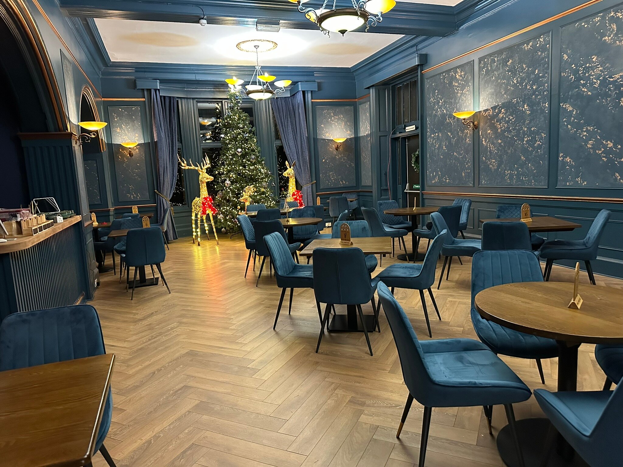 皇家海军酒店-官方