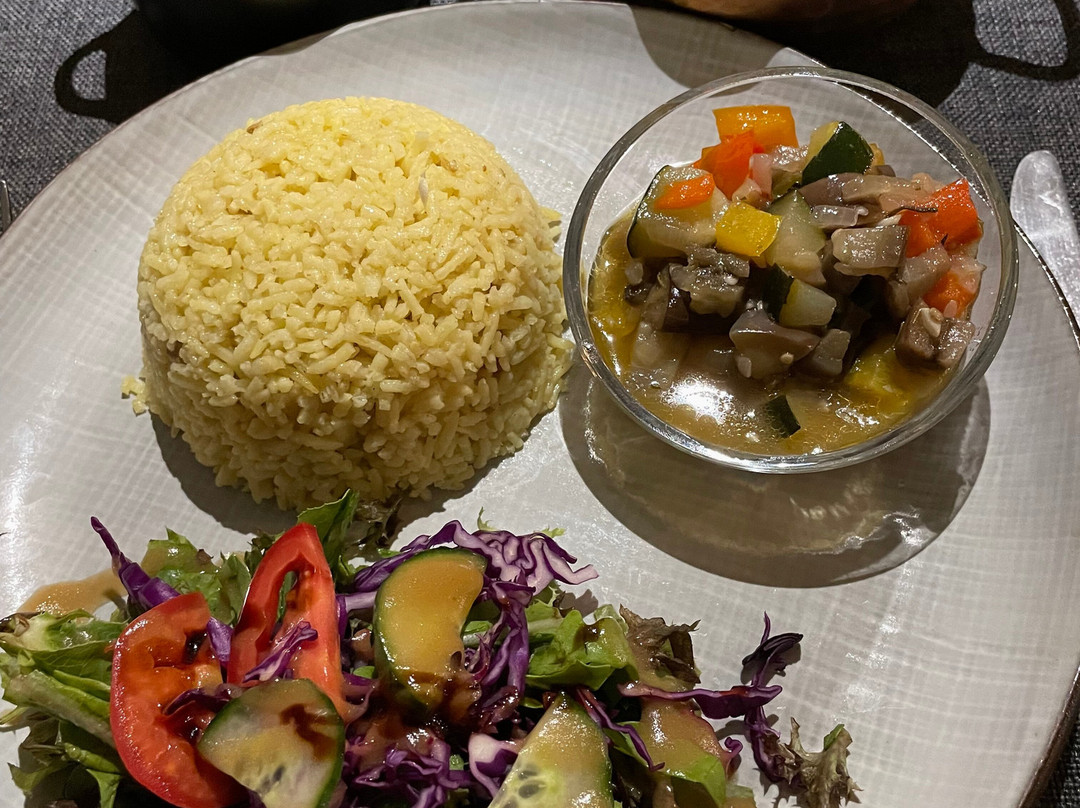 Sous le Badamier主图