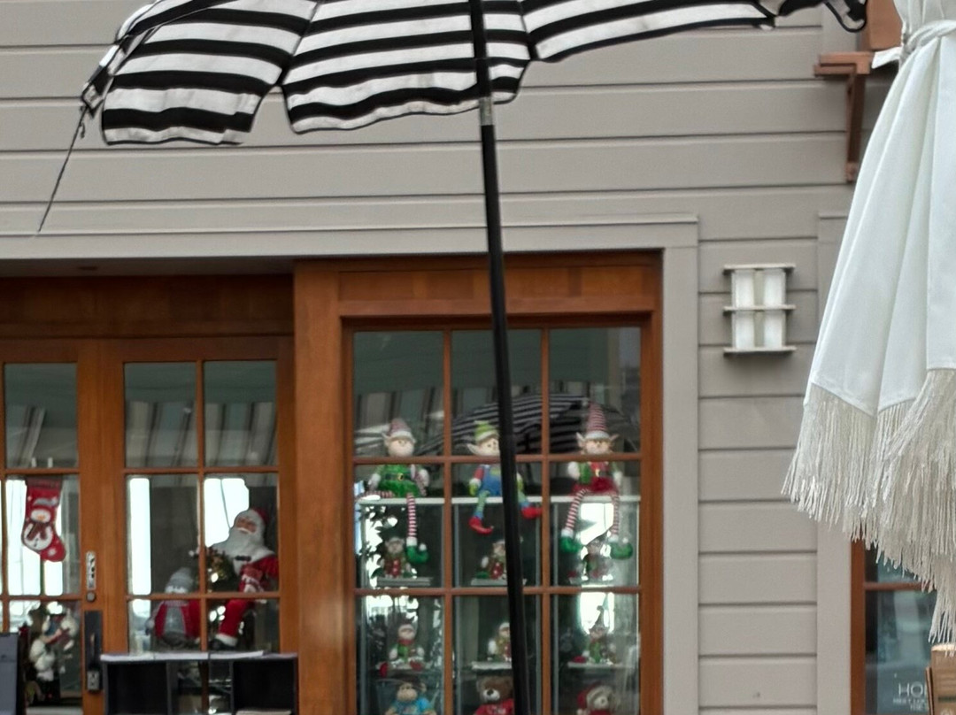 沃特斯艾治酒店主图