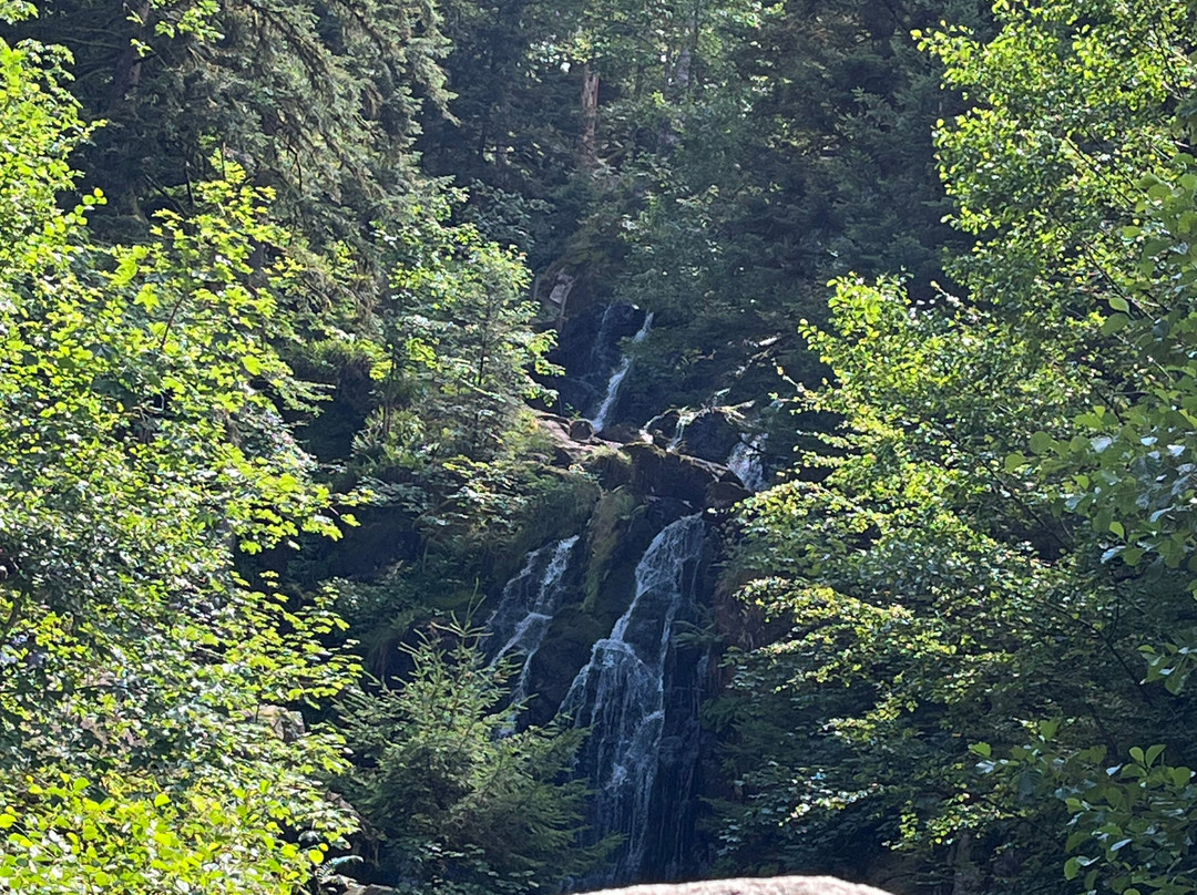 Grande Cascade de Tendon-Tendon必去景点