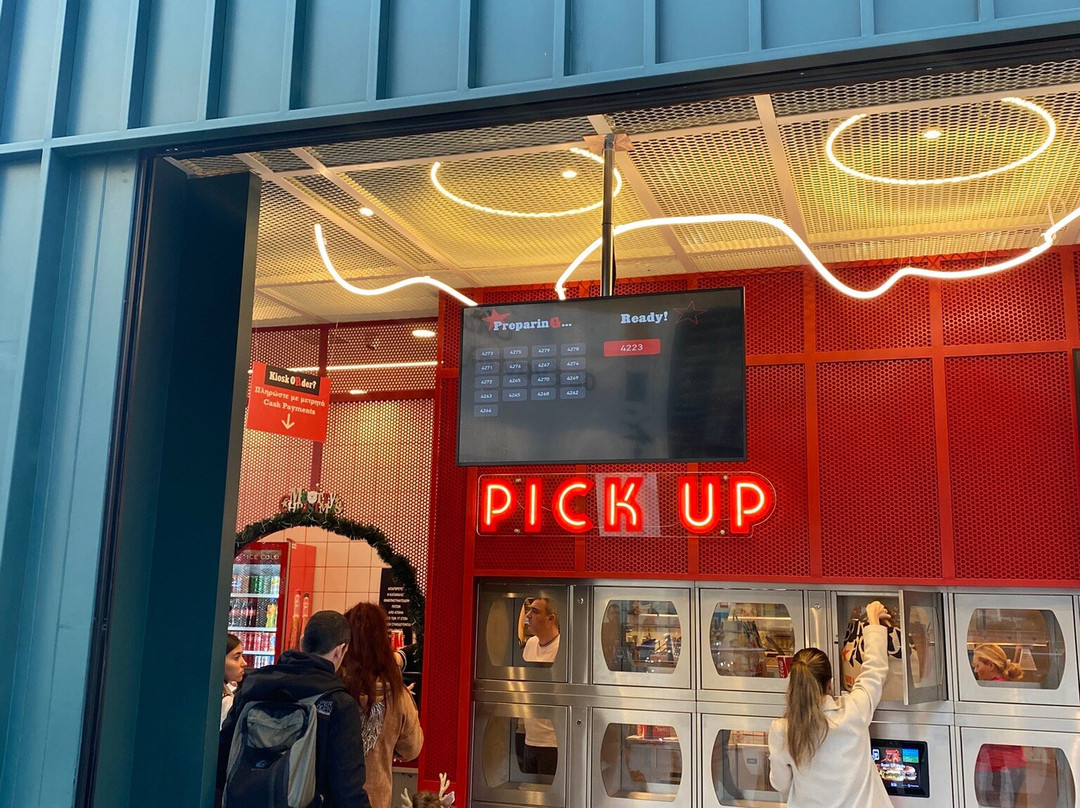 The Mall Athens-阿马鲁西奥必去景点