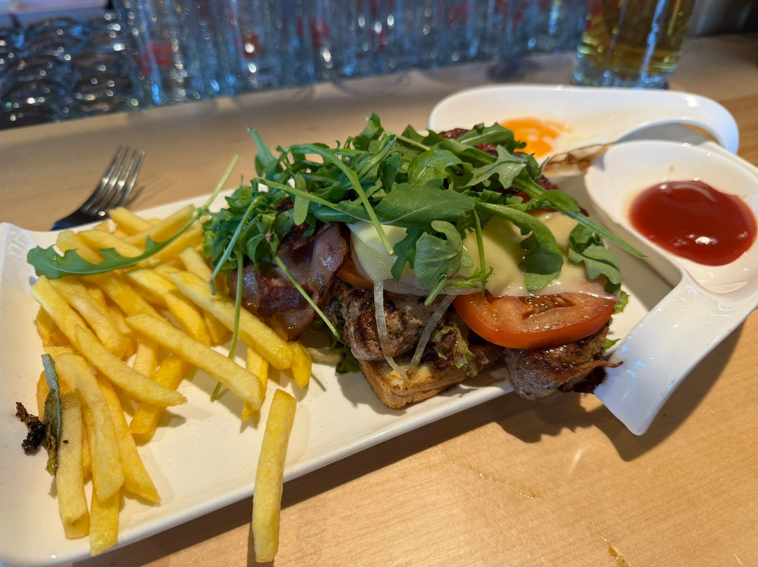 Stoni’S Rauchkuchl