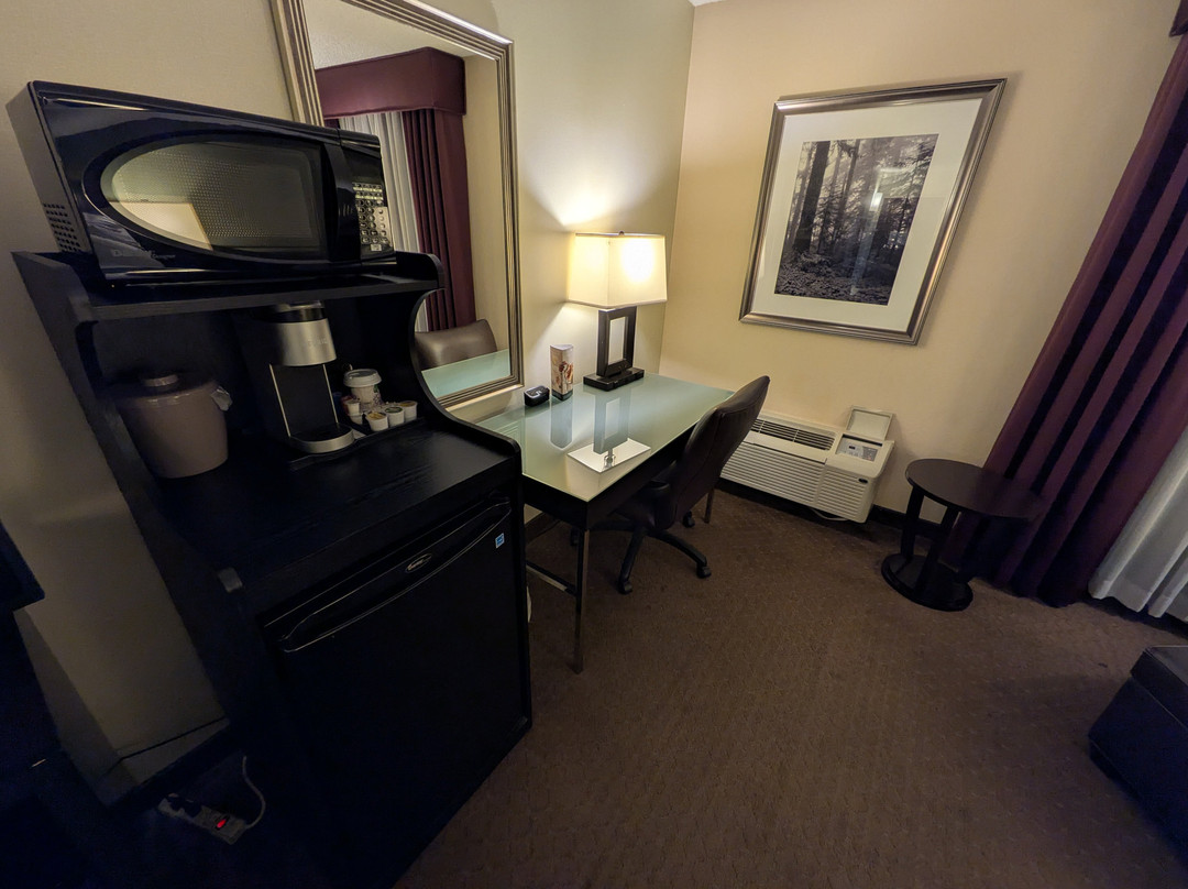 Holiday Inn Portland-Airport (I-205) by IHG主图