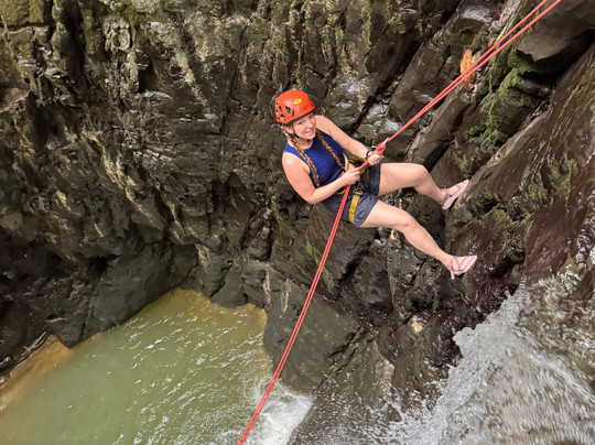 Costa Canyoning-乌维塔必去景点