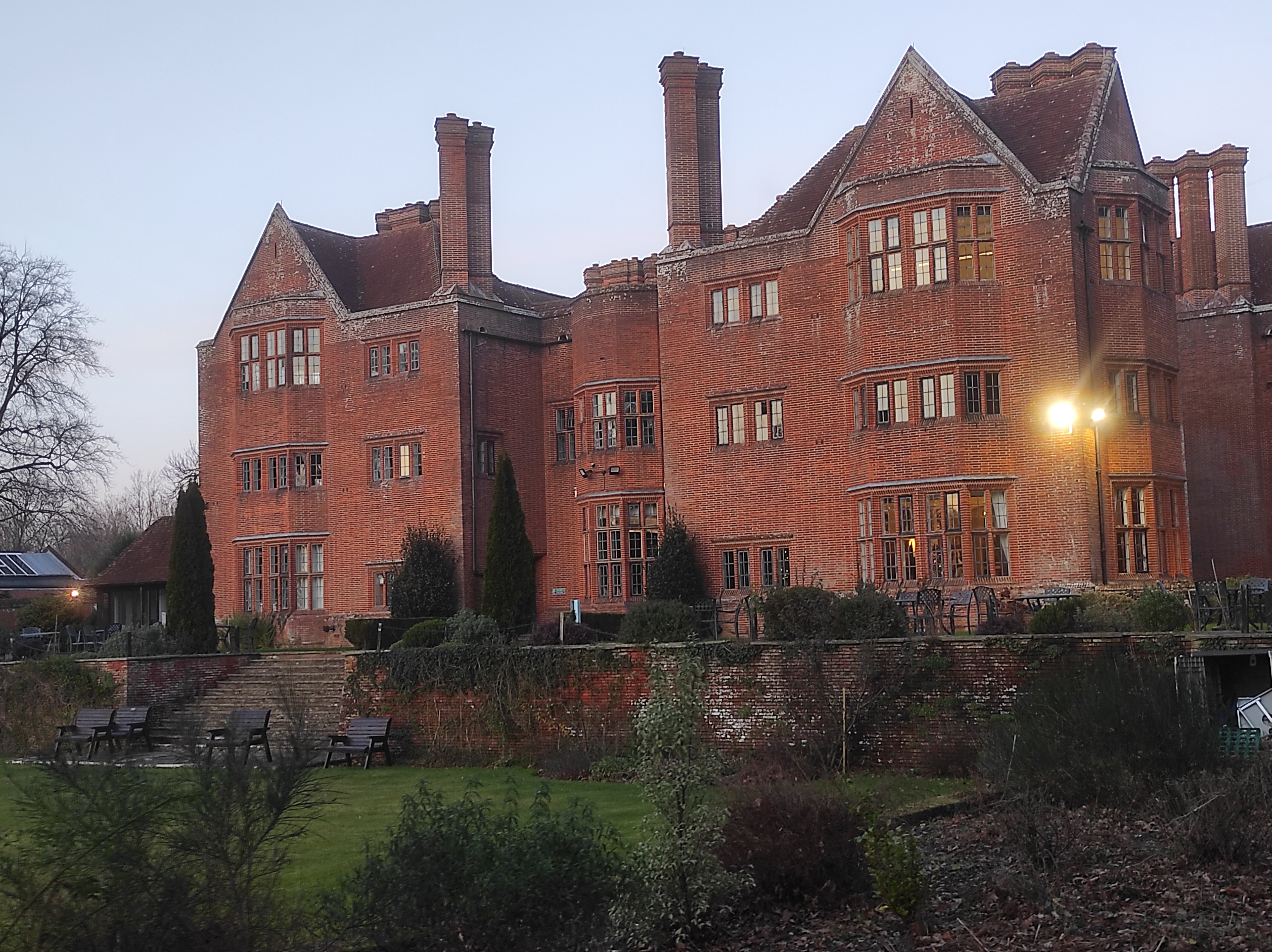 New Place Hotel-浴室