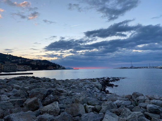 维苏毕欧酒店主图