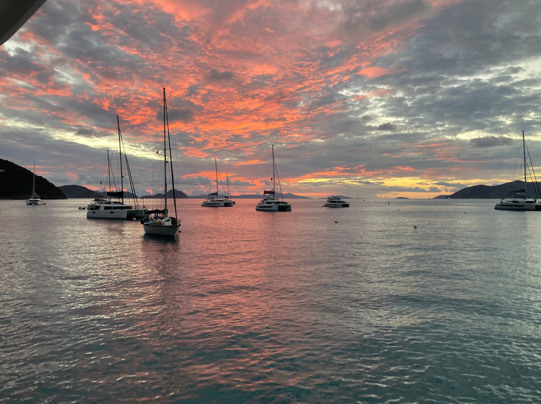 Voyage Charters-托土拉必去景点