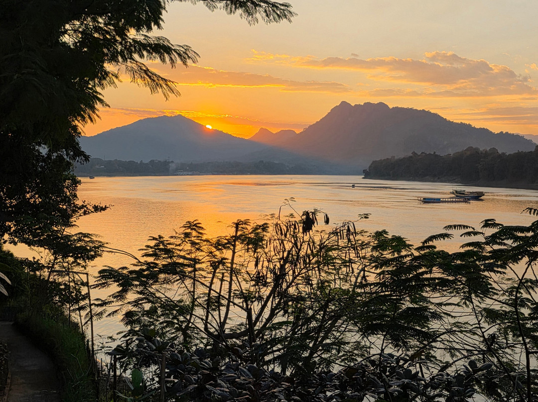 Ock Pop Tok Living Crafts Centre-琅勃拉邦必去景点