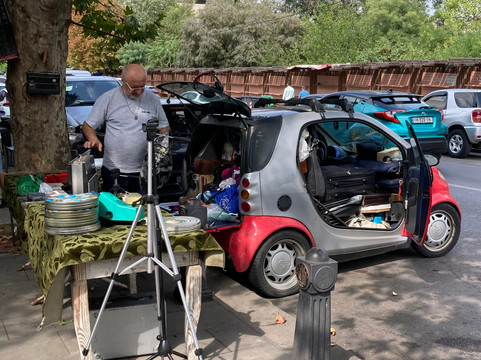 Dry Bridge Market-第比利斯必去景点