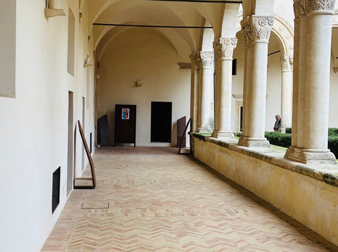 Abbazia Benedettina di San Michele Arcangelo-Montescaglioso必去景点