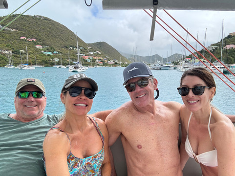 Voyage Charters-托土拉必去景点