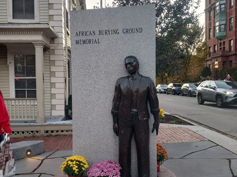 African Burying Ground Memorial-朴次茅斯必去景点