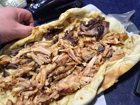 Istanbolton Shawarma