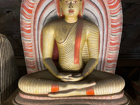 HOLIDAY WORLD TRAVEL SRI LANKA-Ragama必去景点