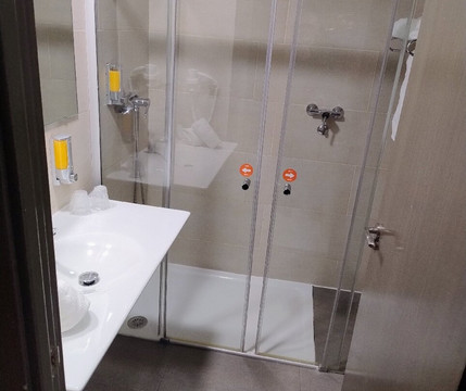 H2阿维拉酒店主图