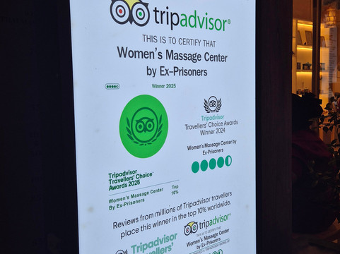 女子监狱按摩-清迈必去景点