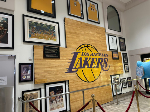 Eddie World-Yermo必去景点