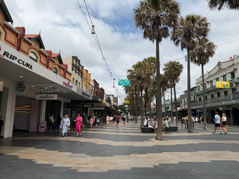 The Corso-曼利议会必去景点