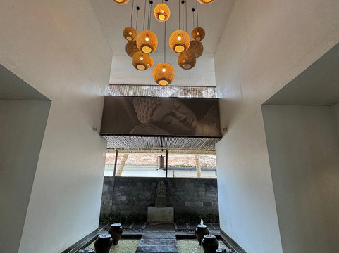 YHI Spa-岘港必去景点