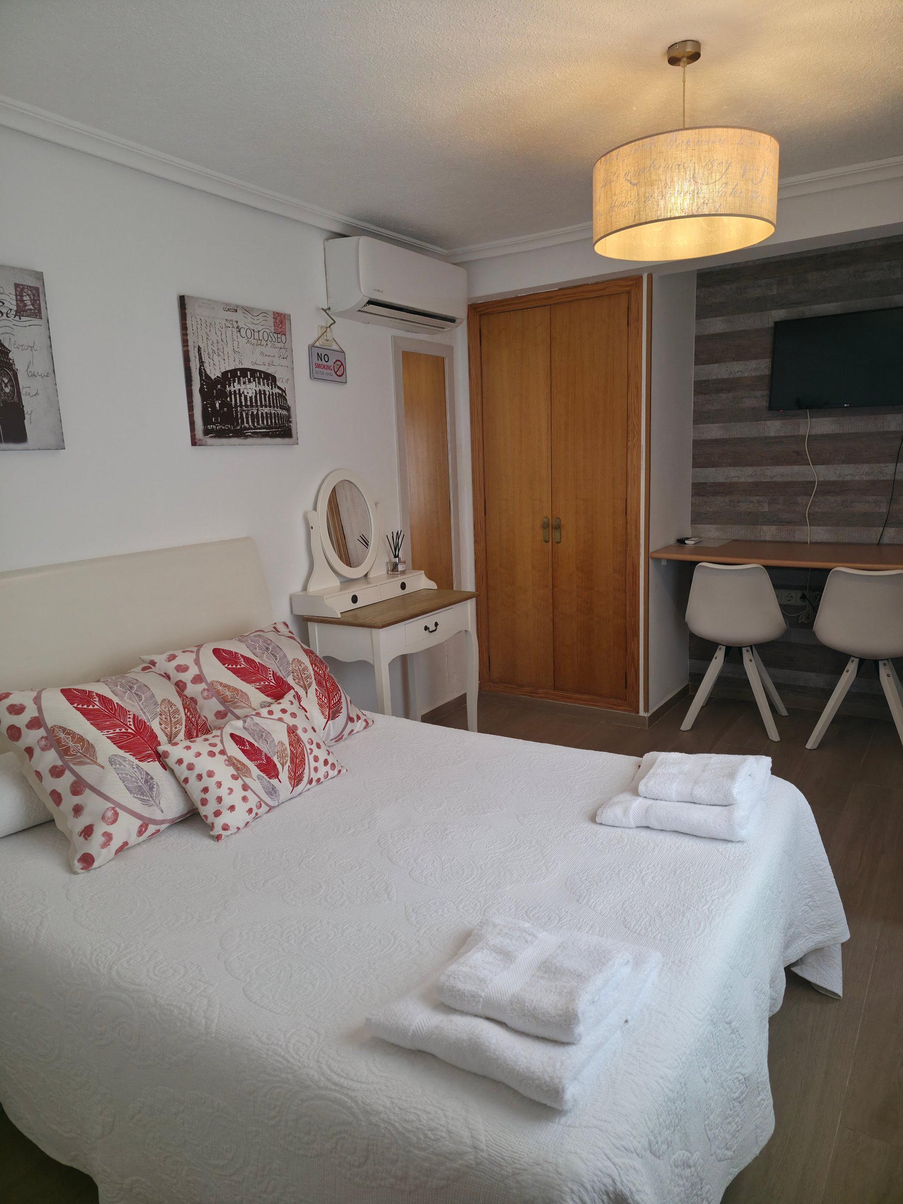 Hotel Iris la Eliana-客卧