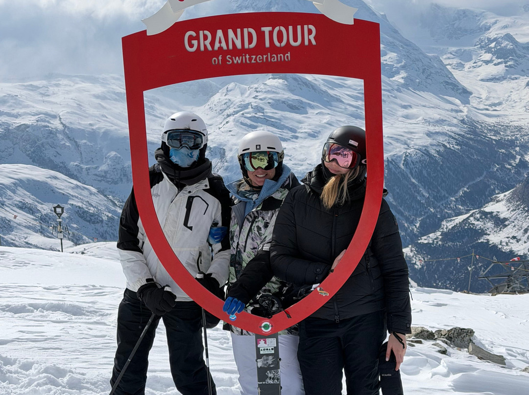 Summit Ski & Snowboard School-策马特必去景点