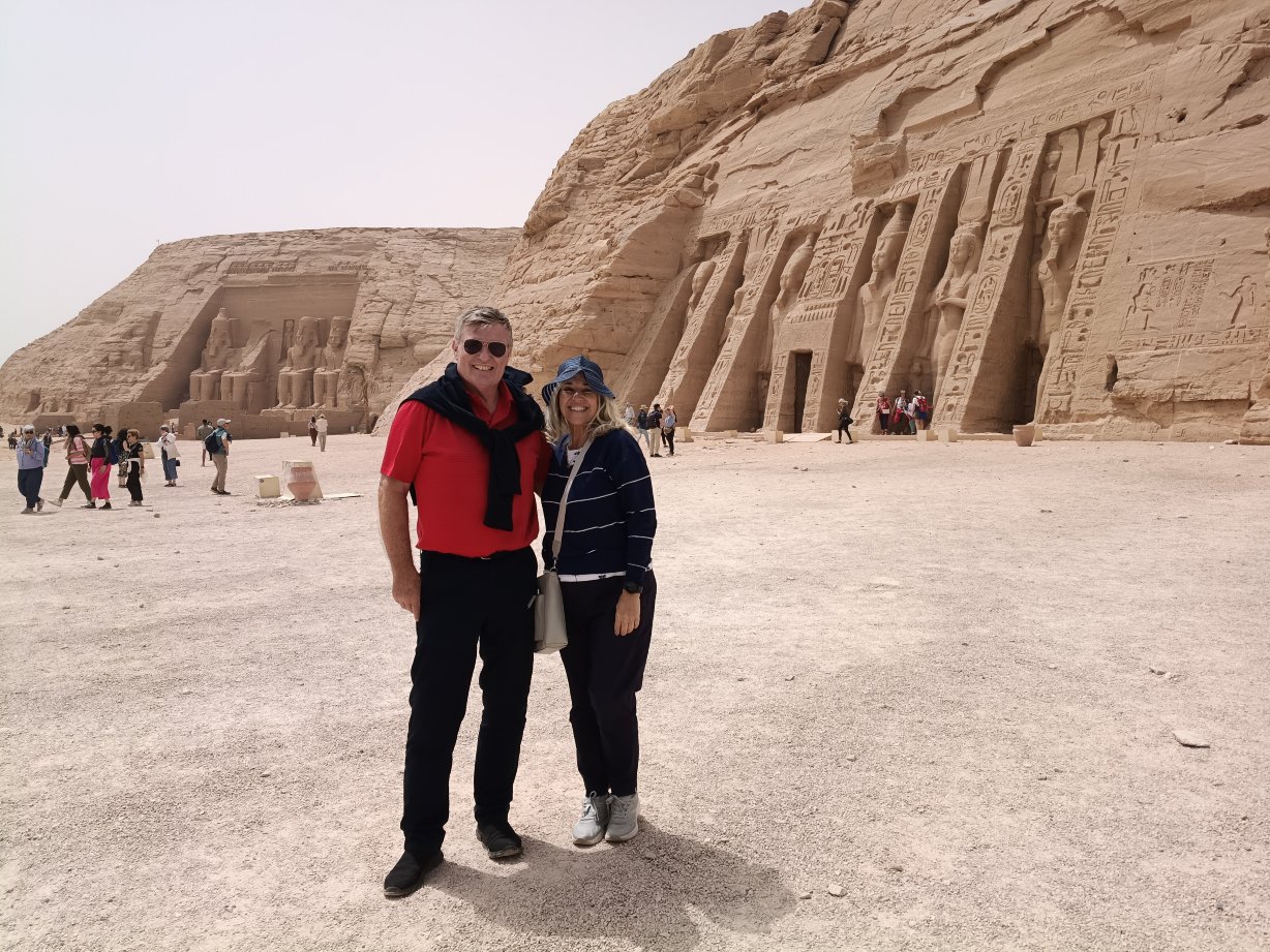 位于阿布新比勒的1卧室公寓-100平方米|带1个独立浴室-官方