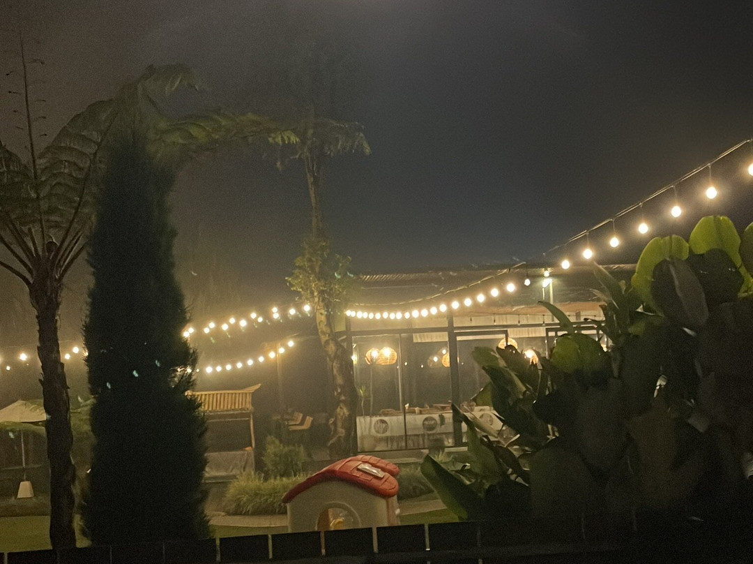 普拉马纳扎希尔金塔马尼酒店主图