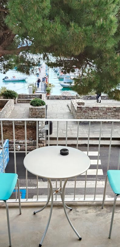 罗卡达拉卢乔拉酒店主图