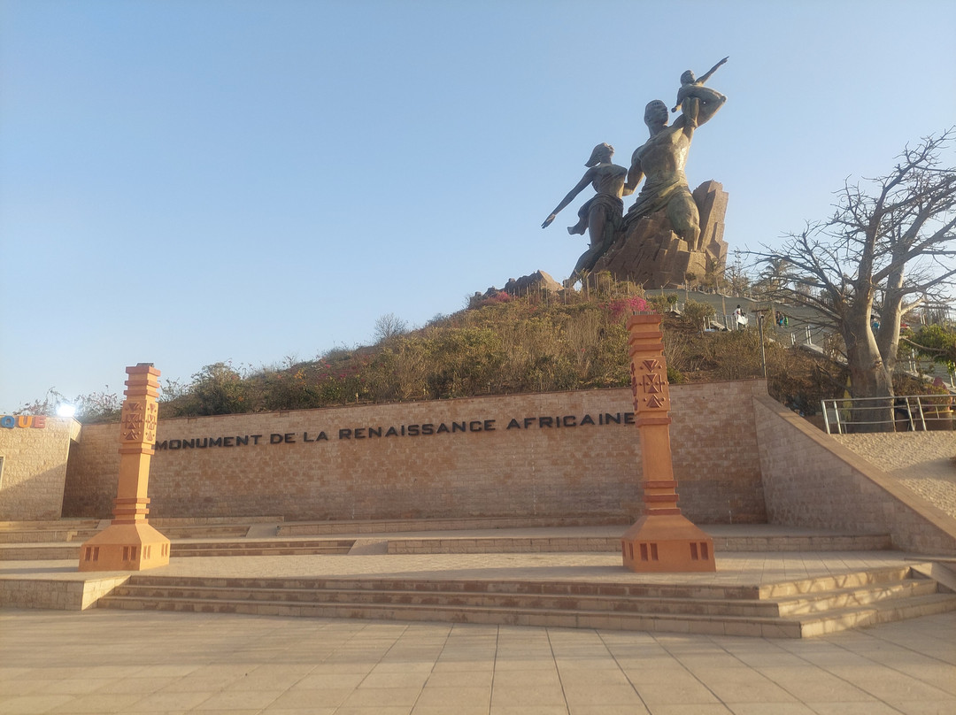 Le Monument de la Renaissance Africaine-达喀尔必去景点