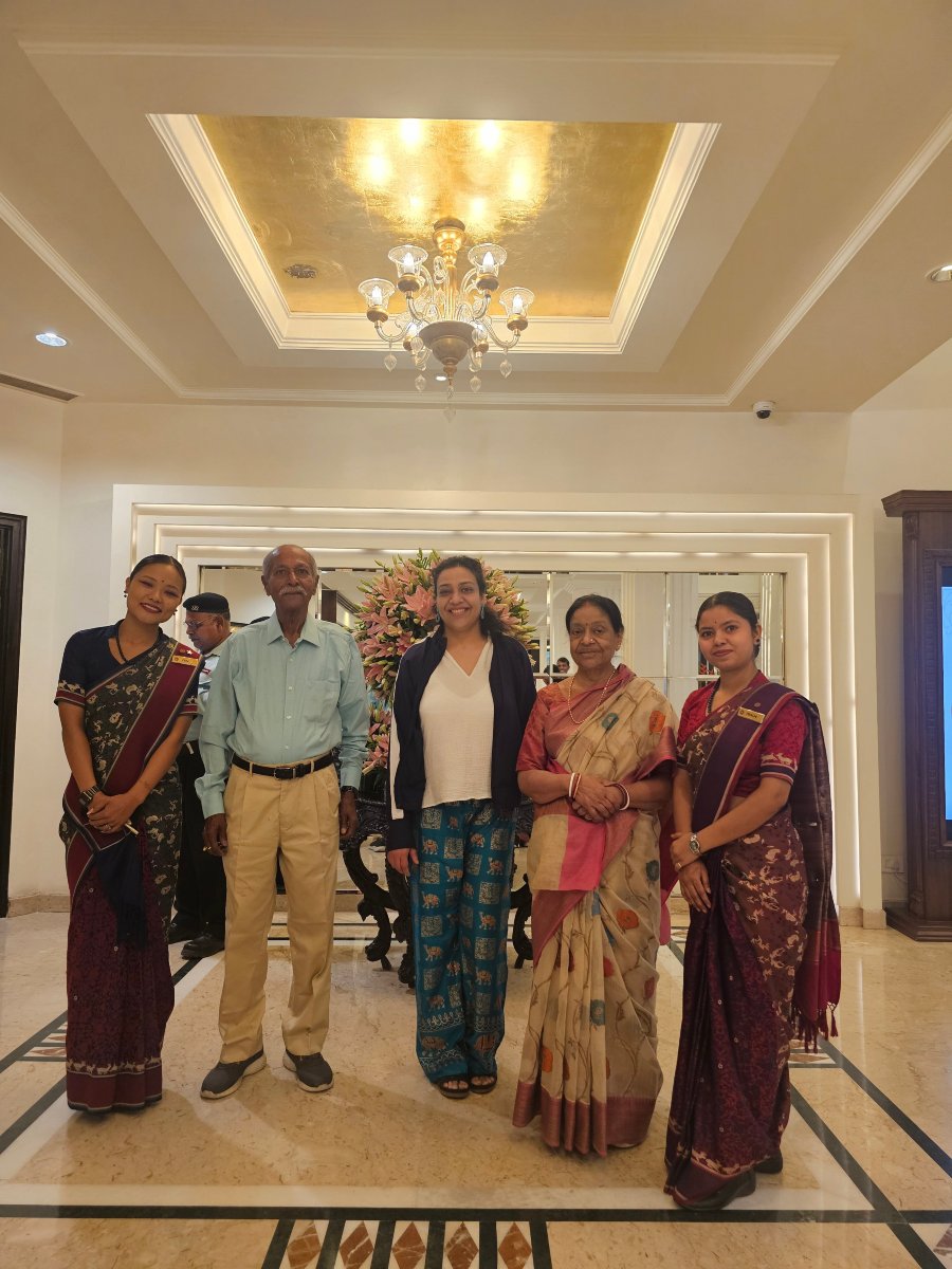 菠罗奈斯泰姬恒河酒店-官方