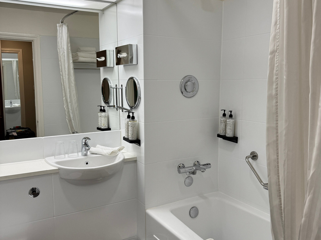 杜利斯酒店主图