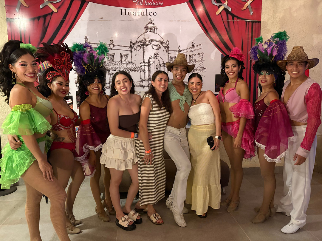 宾尼古安达华都尔科及海滩俱乐部主图