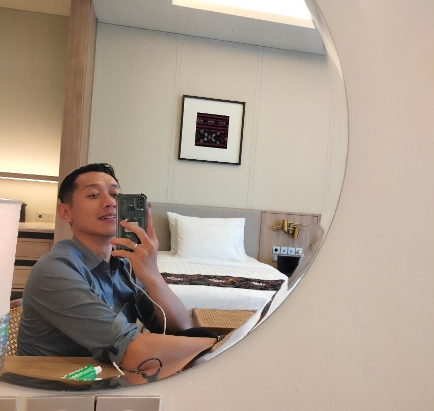 玛琅莎娜雅度假村主图