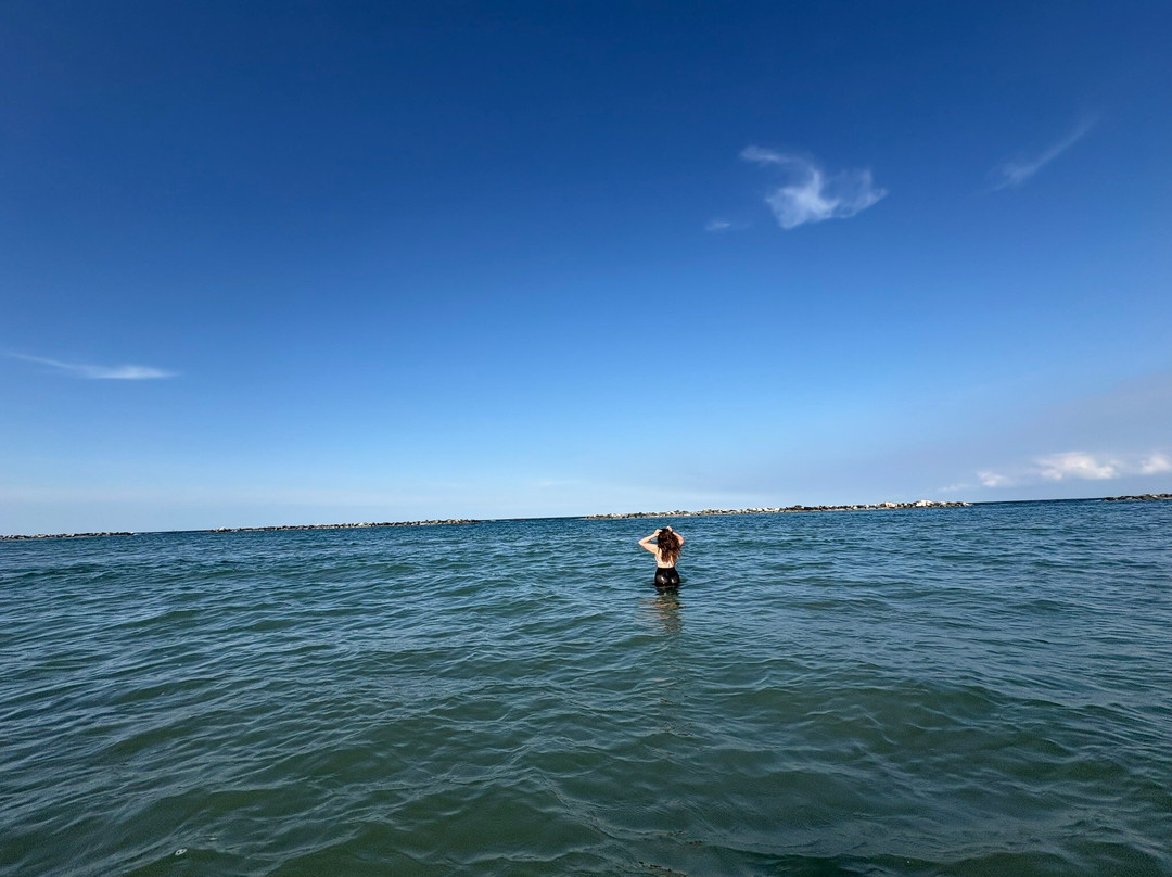 Bagno Arcobaleno-Lido Adriano必去景点