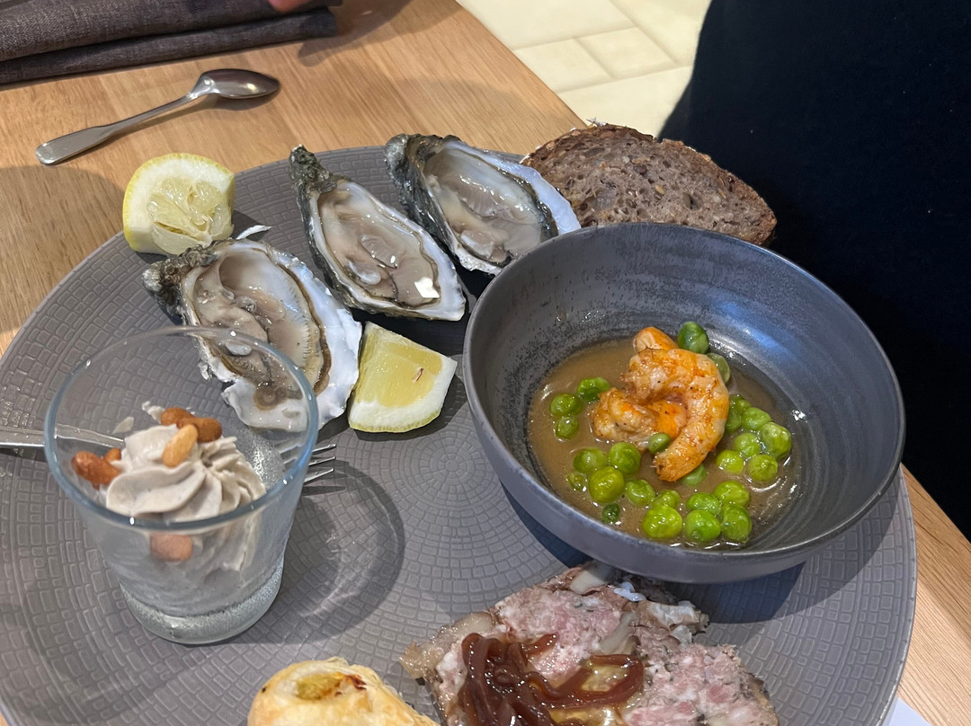 得希哈特餐厅 Spa 酒店主图