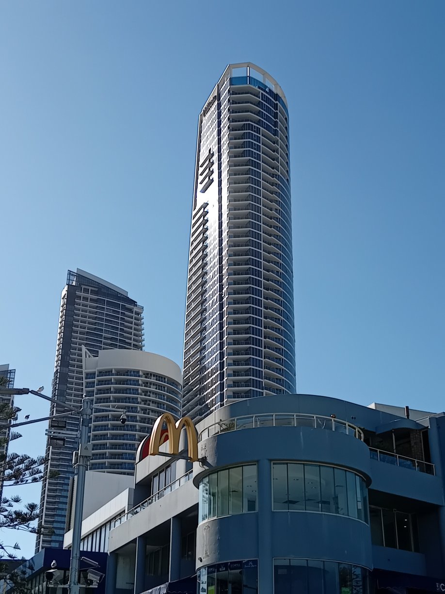 希尔顿冲浪者天堂公寓酒店-旅行者
