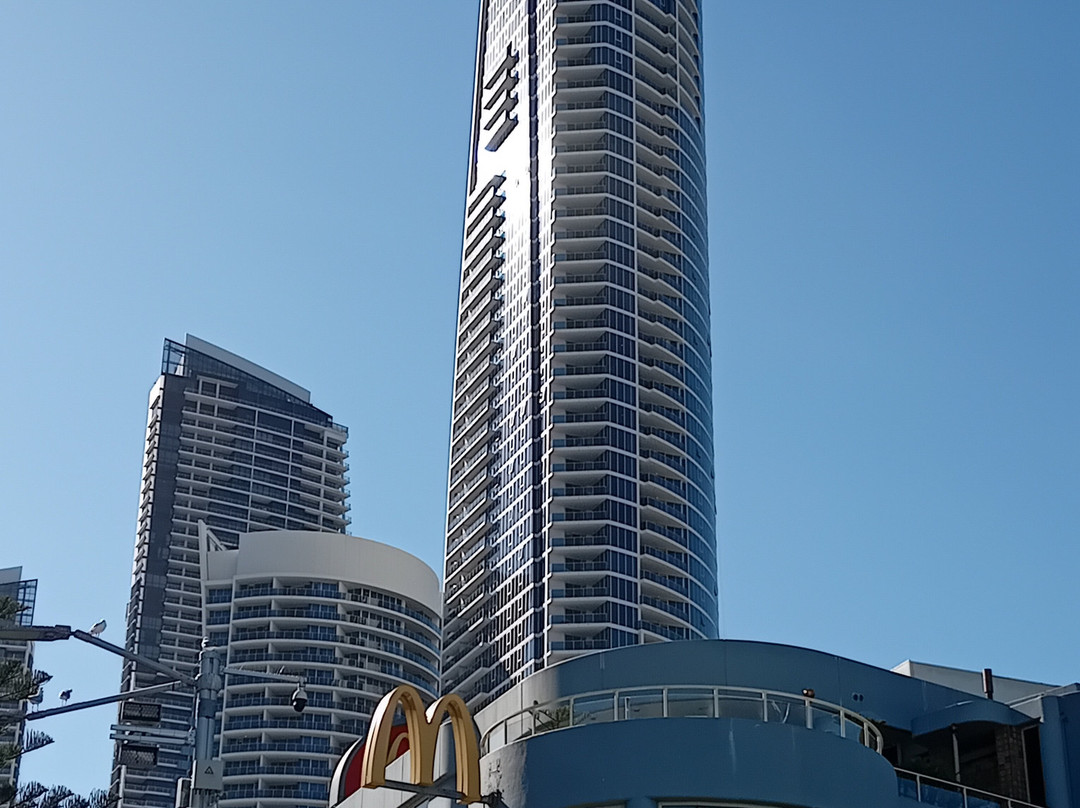 希尔顿冲浪者天堂公寓酒店主图