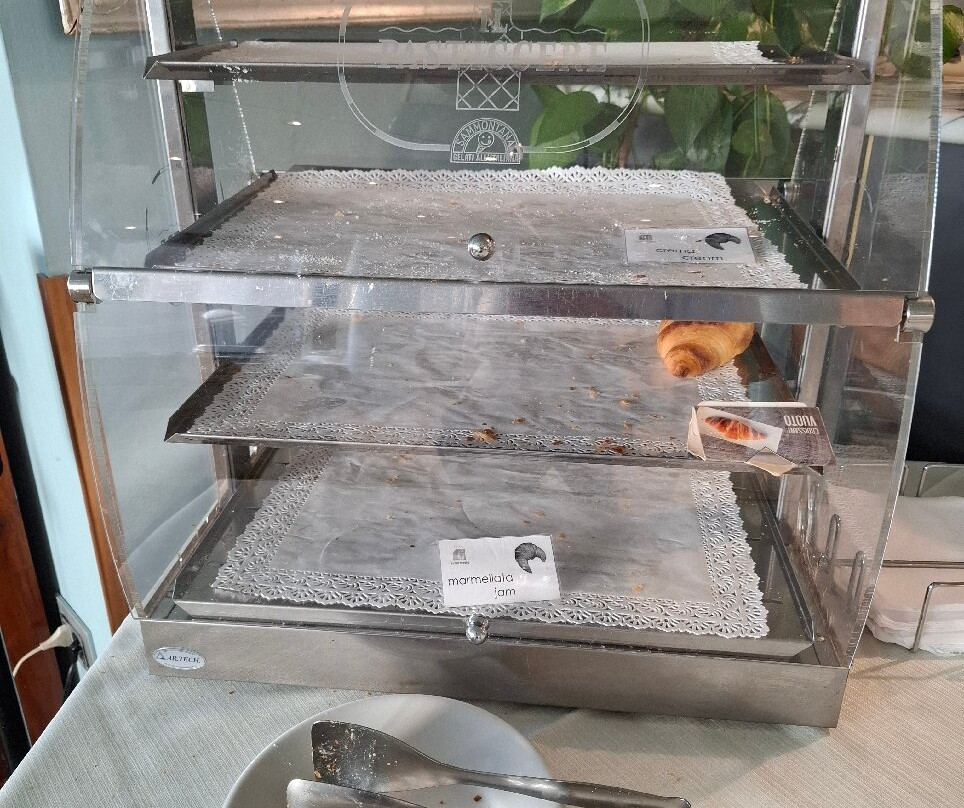 马里尼酒店主图