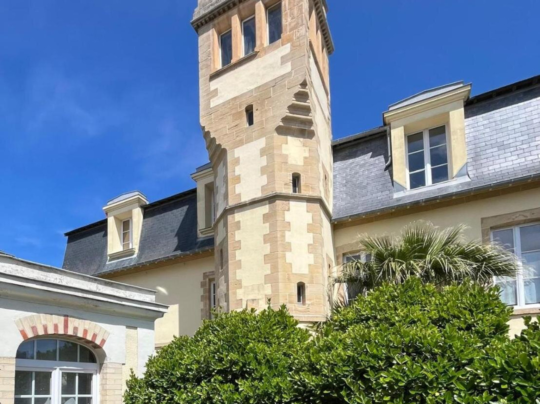 Maison Bord De Mer