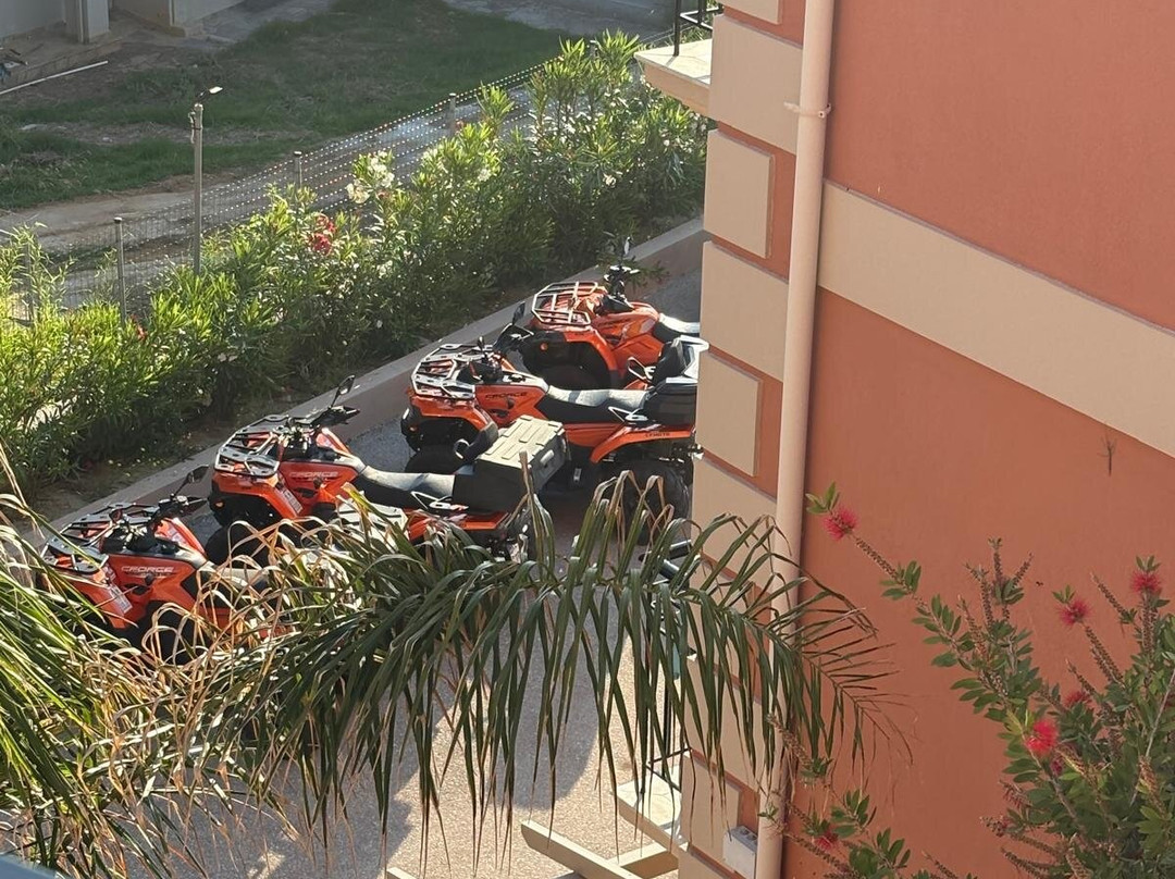 Makis Car Quad & Scooter Rental , Skala Kefalonia-Skala必去景点