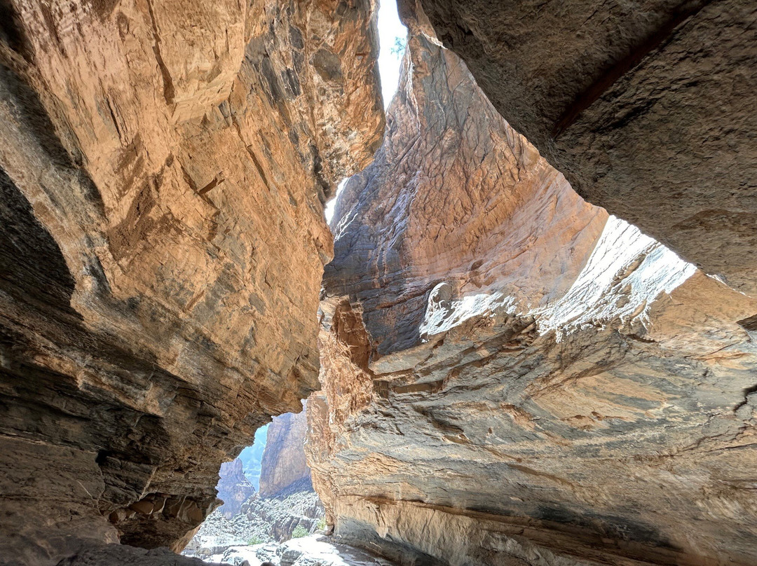 Wadi Nakhr Canyon-Al Hamra必去景点
